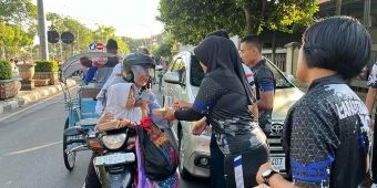Jumat Berkah, Lapas Tuban Bagikan Sarapan Gratis untuk Warga Sekitar