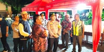 Amankan Misa Natal 2024, Kapolres Pasuruan Bersama PJU Tinjau Beberapa Gereja