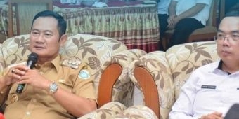 ​Terkait Dugaan Perselingkuhan Eks Camat Karanggeneng, Bupati Lamongan Angkat Bicara