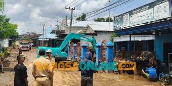 Banjir Banyakan Seret 3 Kendaraan, BPBD Kabupaten Kediri Siapkan Dapur Umum