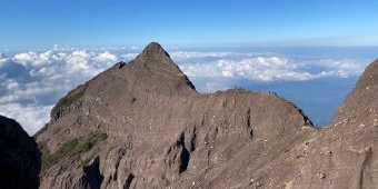 Panduan Lengkap Menuju Puncak Sejati, Gunung Raung: Transportasi, Biaya, dan Persyaratan