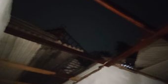 Hujan Disertai Angin Kencang Rusak Sejumlah Rumah Warga di Pademawu Pamekasan