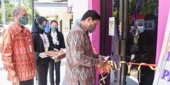 ​Resmikan Kantor Kas Perumda BPR Bank Kota Kediri, Wali Kota Berharap Masyarakat Bebas dari Rentenir