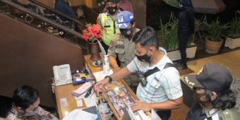 Buru Botoh, Satgas Anti Politik Uang Polres Blitar Kota Mulai Razia Penginapan