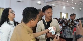 Pemkot Batu Salurkan BLT DBHCHT Tahap II TA 2024 kepada Buruh Pabrik Rokok