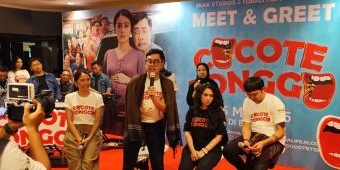Ratusan Penggemar Padati Pemutaran Perdana Film Cocote Tonggo di Kediri