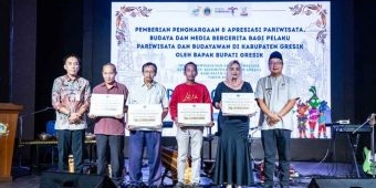 Pemkab Gresik Apresiasi dan Beri Penghargaan 30 Insan Pariwisata dan Budaya