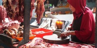 Jelang Bulan Suci Ramadan, Harga Daging Ayam di Jember Alami Kenaikan