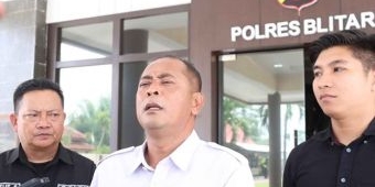 Polisi Buru Suami Pembacok Istri di Blitar