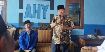 Mantan Gubernur Jatim Anggap Fattah Jasin sebagai Anaknya, Antarkan Daftar ke Partai Demokrat