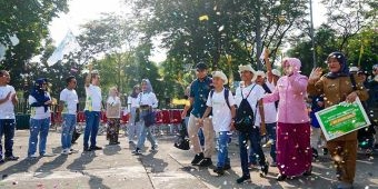 Petrokimia Gresik Gelar Outing Class di KBS untuk Anak-Anak SLB Gresik