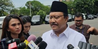 guru-sekolah-rakyat-mundur-massal-menteri-sosial-sebut-penempatan-terlalu-jauh