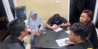 Polres Gresik Amankan Puluhan Remaja Konvoi SOTR di Kebomas, 3 Orang Kedapatan Konsumsi Miras