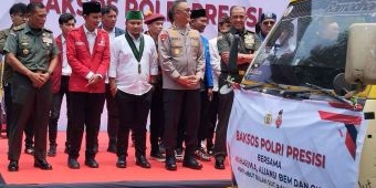 Bersama Mahasiswa, Polda Jatim Salurkan 12.050 Paket Sembako ke 38 Daerah