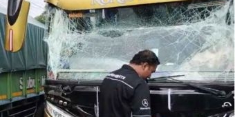 Dua Bus Pengangkut Calon Jemaah Haji Kabupaten Pamekasan Alami Kecelakaan Beruntun