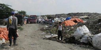 Pengelolaan Tempat Sampah di Kota Gresik Buruk