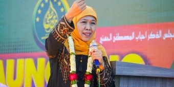 Di Launching Majelis Dzikir Ahbabul Mustofa Al-Hasani Sampang, Khofifah: Jadi Penenang Hati Umat