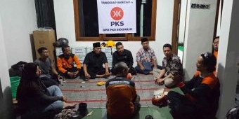 dirikan-posko-di-sekitar-ponpes-al-khoziny-ketua-pks-jatim-minta-relawan-standby-sampai-tuntas