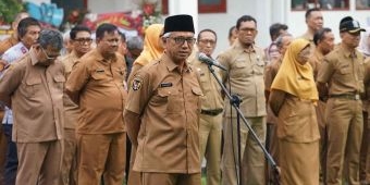 Pimpin Apel di Hari Pertama Kerja, Gus Qowim Ajak Satukan Tekad Wujudkan Kota Kediri MAPAN