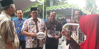 Apresiasi Pameran yang Digelar Disperinaker, Wabup Bangkalan Ajak UMKM Maksimalkan Pemasaran