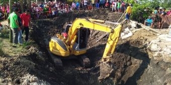 Jasad Tukang Sumur yang Tertimbun Longsor di Bojonegoro Belum Ditemukan