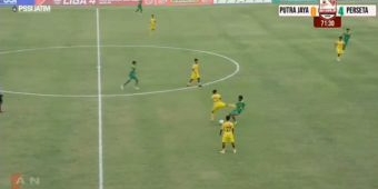 Tegas! Putra Jaya Grati Pecat Pemain yang Lakukan Tendangan Kungfu