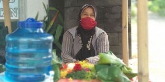 Penjual Bunga Tabur di Pacitan Tak Terpengaruh Covid-19