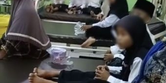 Diduga Keracunan Puluhan Siswa SMAN 1 Kokop Bangkalan Dirawat Usai Santap MBG