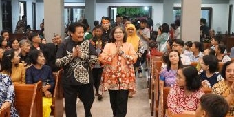 Bersama FKUB dan Kepala Kemenag, Pj Wali Kota Kediri Kunungi Gereja di Hari Natal Nasional 2024