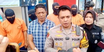 Polres Bangkalan Tangkap 4 Pengedar Narkoba saat Membeli Sate