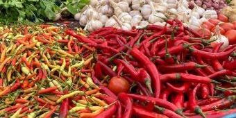 Perubahan Harga Sembako Surabaya Hari Ini, Cabai Besar Naik Tipis
