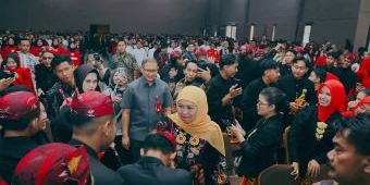 Gubernur Khofifah Apresiasi Semangat Pelajar Jatim di Final Lomba Paduan Suara SMA/SMK 2025