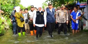 apresiasi-khofifah-di-hari-sukarelawan-internasional-garda-depan-penanganan-bencana-dan-kemiskinan