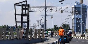 Usai Terbakarnya Jembatan Brawijaya, PJ Wali Kota Kediri Lakukan Pemeliharaan Aset Pemkot