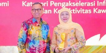 Gubernur Khofifah Raih 2 Penghargaan Top Regional Leader 2026