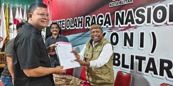 Tony Andreas Resmi Daftar Calon Ketua KONI Kota Blitar