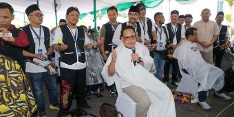 Potong Rambut Gratis di Masjid Al-Akbar, Pj Gubernur Jatim: Sambut Ramadan dengan Klimis dan Necis