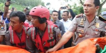 Pencarian 6 Siswa MTs Bani Ali Mursyad yang Hanyut, Korban Keempat Ditemukan Tak Bernyawa