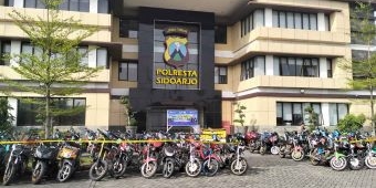 ​Polresta Sidoarjo Amankan 120 Sepeda Motor Hasil Balap Liar