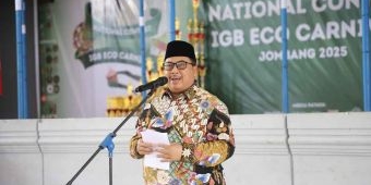 Bupati Jombang Imbau Warga Tak Gunakan Kantong Plastik saat Pembagian Daging Kurban