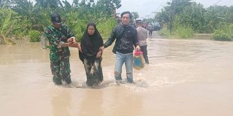 Hujan Deras, Luapan Kali Lamong Rendam 6 Desa di Balongpanggang Gresik