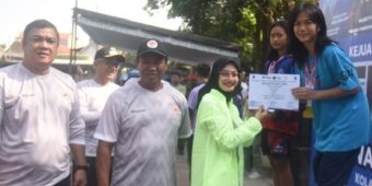 Vinanda Apresiasi Atlet Kota Kediri yang Berlaga di Finswimming Walikota Cup I 