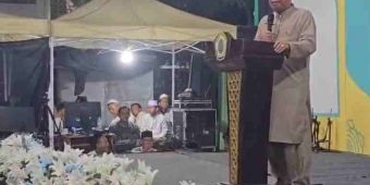 bupati-majalengka-gratiskan-yatim-hingga-sarjana-cita-cita-kiai-asep-warga-majalengka-sarjana-semua