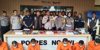 Gelar Rilis Pers Kasus Sepanjang 2024, Polres Ngawi Sebut Penungkapan Curat Curanmor Naik