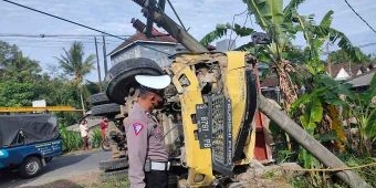 Kecelakaan Mengerikan di Blitar, Truk Oleng, Seret Pemotor, 2 Tewas
