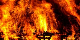 Kebakaran Gudang Ekspedisi di Cakung, Diduga Akibat Korsleting 