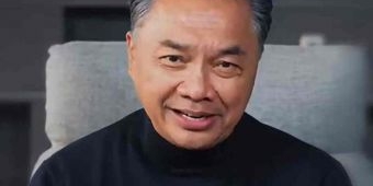 Diremehkan Seskab Teddy, Inilah Profil Dino Patti Djalal