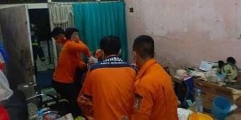 Penemuan Mayat Dalam Rumah Gegerkan Warga Gubeng Kertajaya