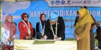 Disdikbud Gelar Peringatan Hardiknas, Wali Kota Probolinggo: Guru Adalah Agen Peradaban