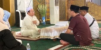 Yakini Kebenaran Islam, Dua Pemuda Resmi Mualaf dengan Bersyahadat di Masjid Al-Akbar Surabaya 